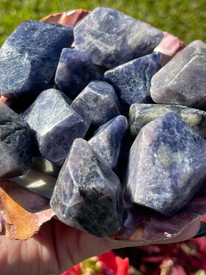 Cordierite Free Form