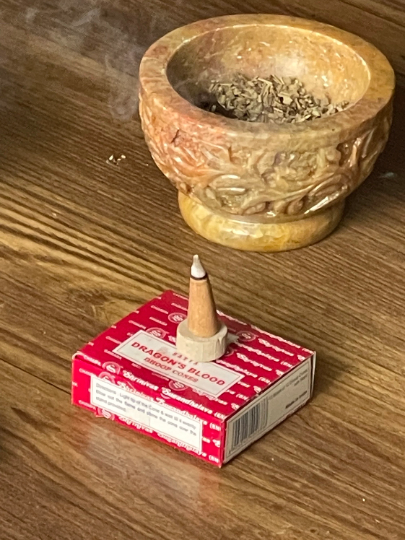 Dragons Blood DHoop Cones Incense Cones