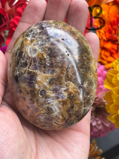 Dream Chevron Amethyst Palm Stones