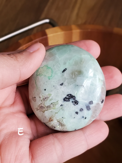 Medium Green Moonstone Palm Stones