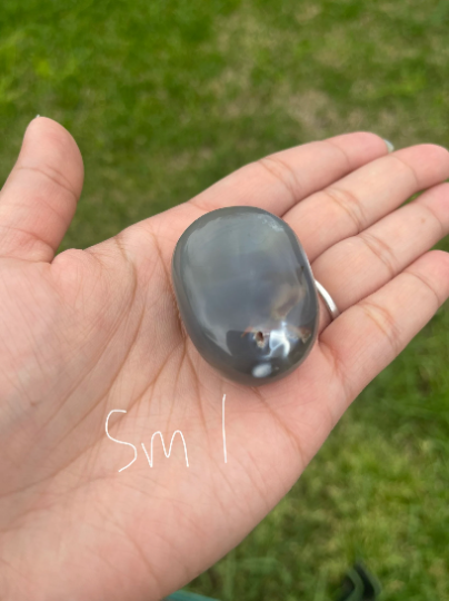 Orca Agate Palm Stones
