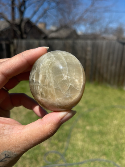 High Quality Peach Moonstone with Flash