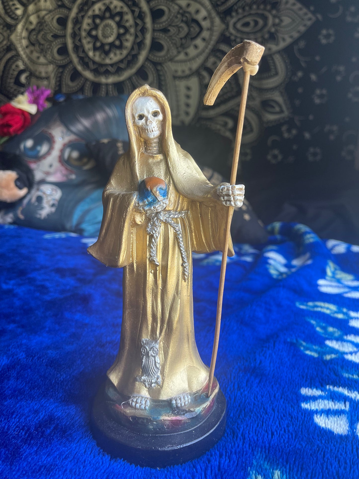 Golden Colored Santa Muerte Statue Fixed