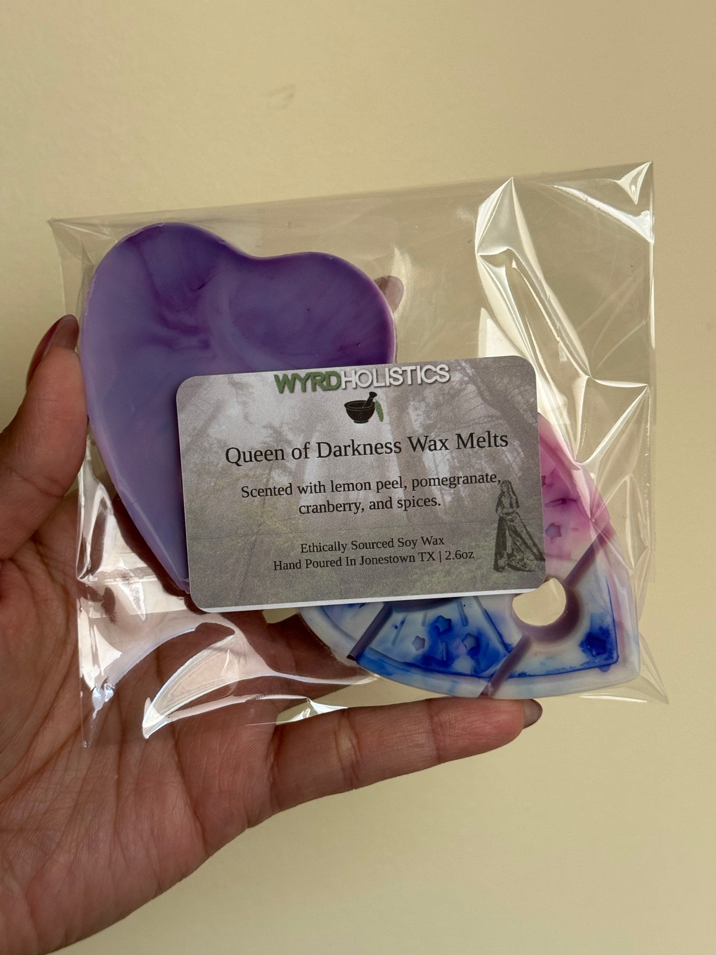 Queen of Darkness Wax Melts // Bookish Collection