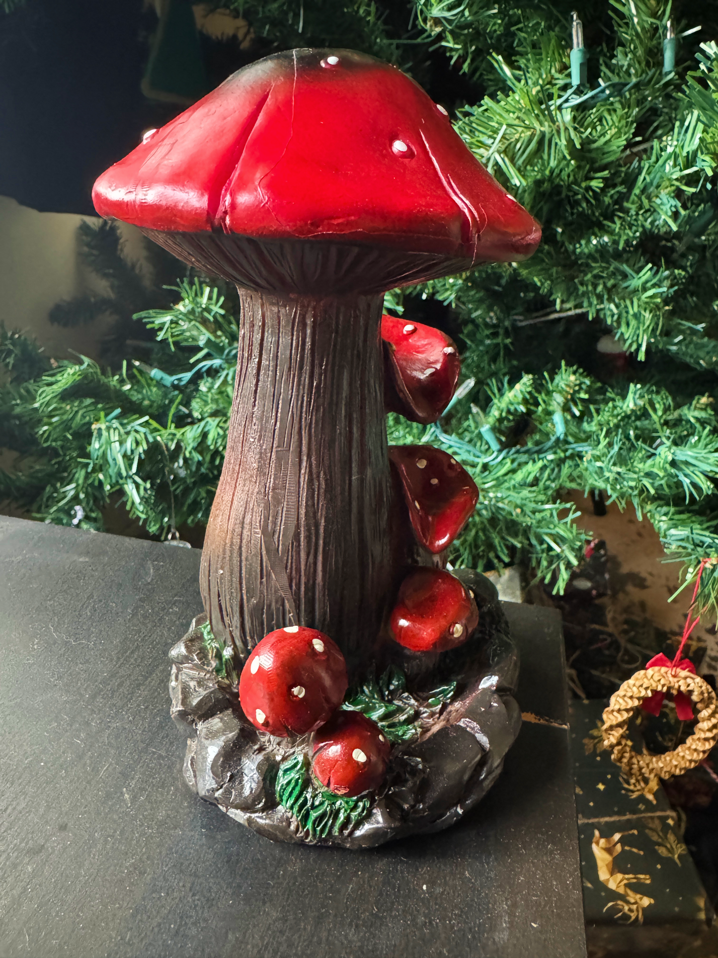 Red Cap Mushrooms Backflow Incense Burner