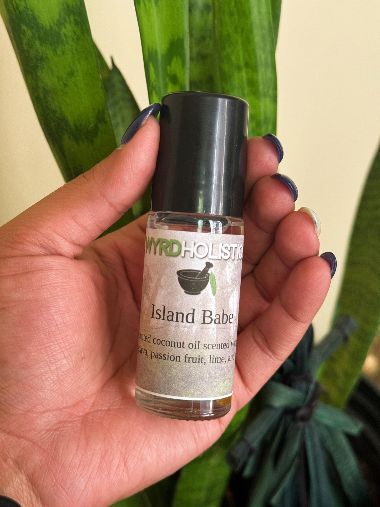 Island Babe Rollerball & Spray